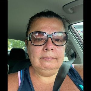 Meet your Posher, Marina